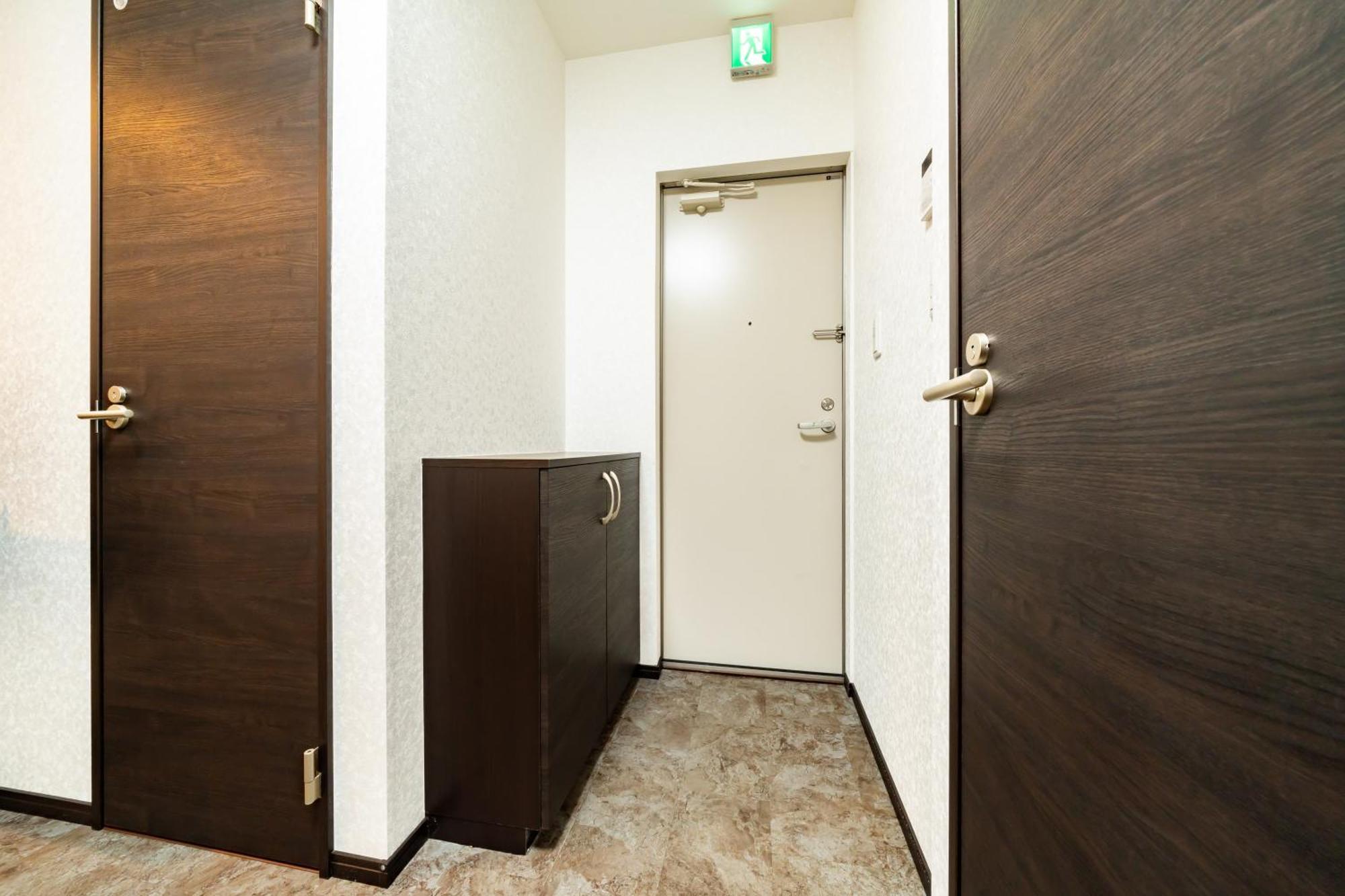 84-4, Shiomi 202, Entire For Rent アパート