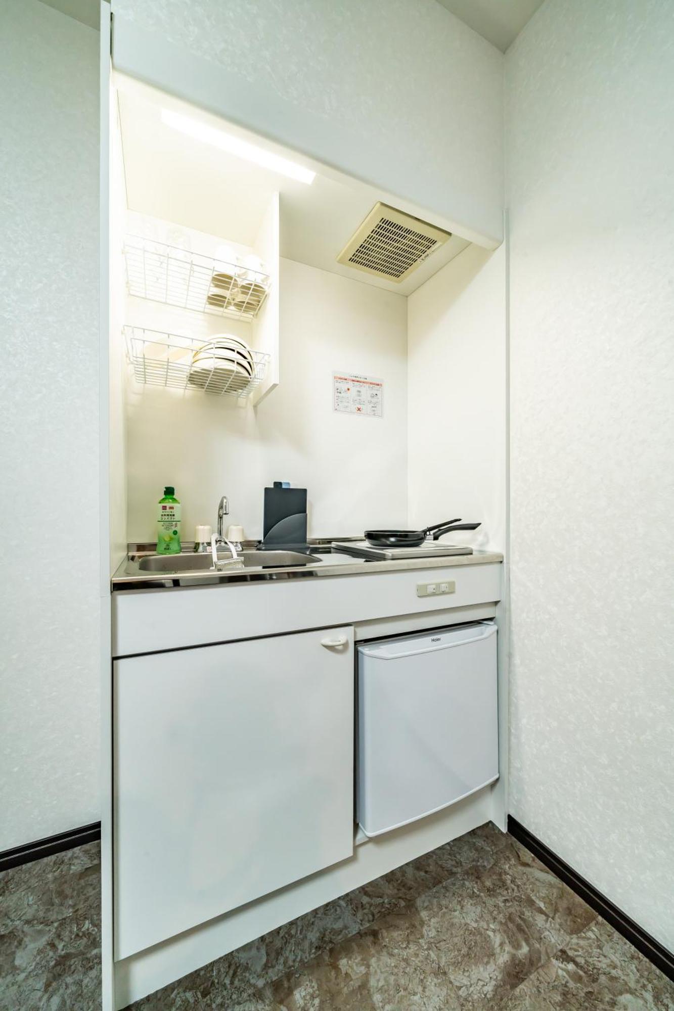 84-4, Shiomi 202, Entire For Rent * 東京都